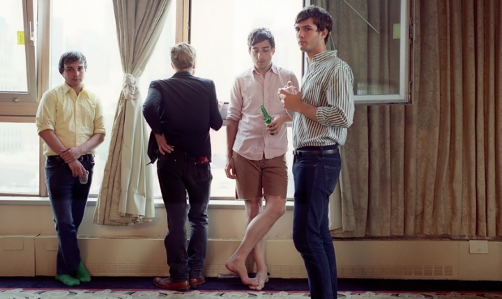 GRIZZLY BEAR REVELAM 3ª CANÇÃO DE PAINTED RUINS