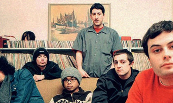 Avalanches de volta aos palcos