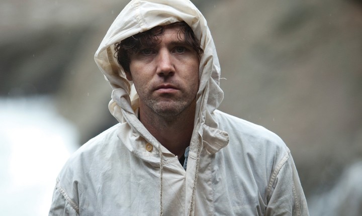 CASS MCCOMBS REGRESSA COM ‘MANGY LOVE’