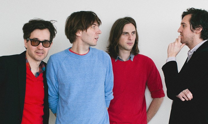 PHOENIX TAMBÉM DE VOLTA