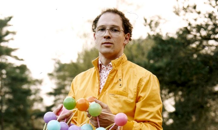 CARIBOU DISPONIBILIZA RARIDADES