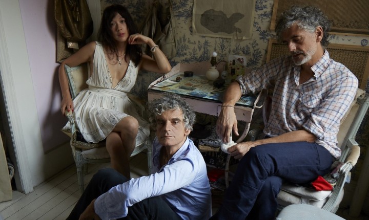 BLONDE REDHEAD DE VOLTA