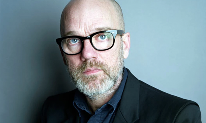 MICHAEL STIPE PREPARA BIOGRAFIA