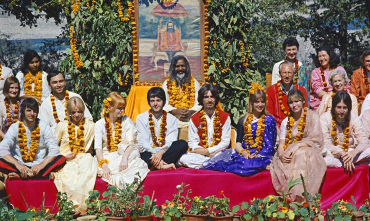 BEATLES REGRESSAM À ÍNDIA NO OUTONO