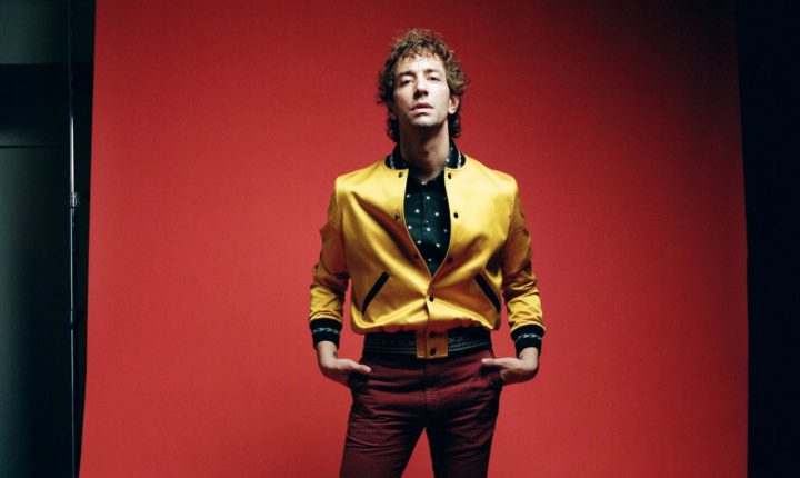 ALBERT HAMMOND JR A SOLO EM MARÇO