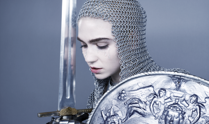 GRIMES PROMETE ÁLBUM PARA 2018