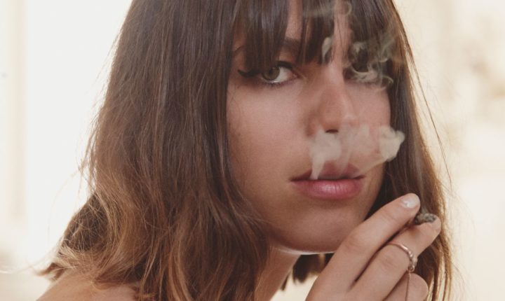 MELODY’S ECHO CHAMBER: ÁLBUM EM JUNHO