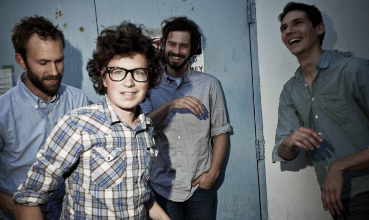 WHITE DENIM ESTREIAM NOVO VÍDEO