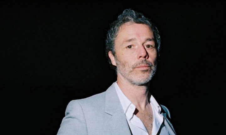 BAXTER DURY DE REGRESSO