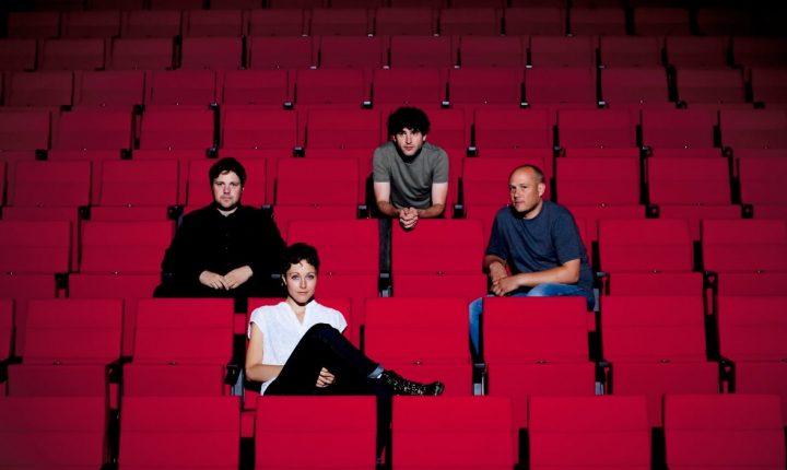 O REGRESSO DOS POLIÇA