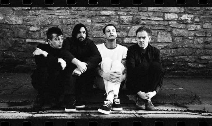 The 1975 cancelam Tour Europeia