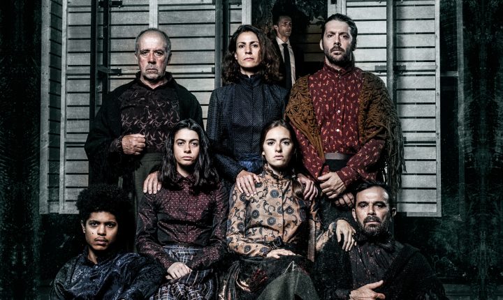 Catarina e a beleza de matar fascistas: peça esgotada