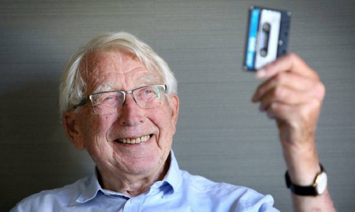 Morreu o “pai” das cassetes