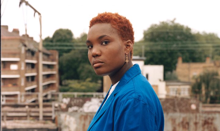 BRITs: Arlo Parks é revelação, Dua Lipa domina